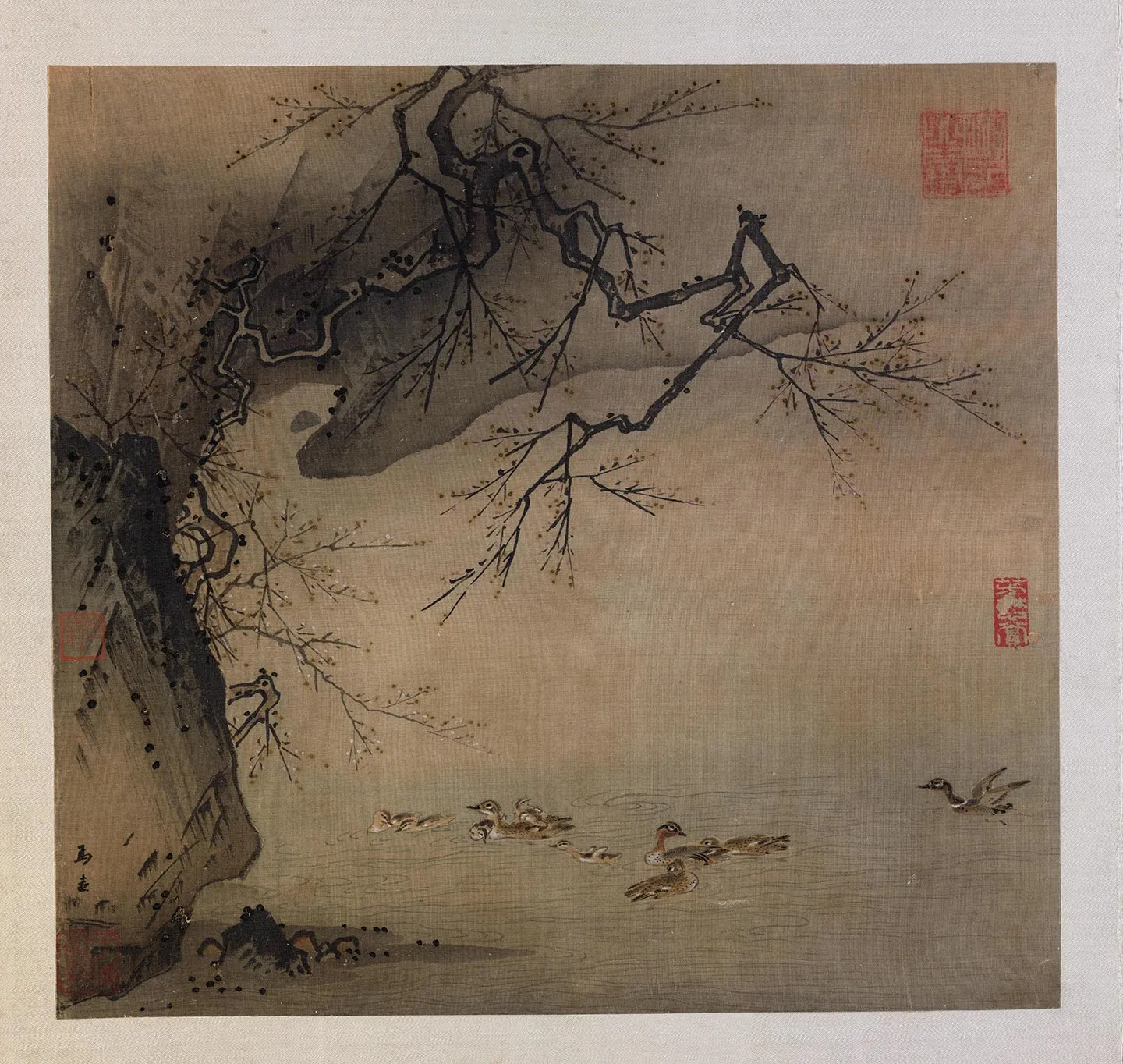 南宋马远 《梅石溪凫图》页