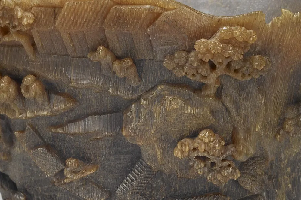 清代乾隆“犀角雕蓬瀛仙侣杯”雕刻局部 (2)