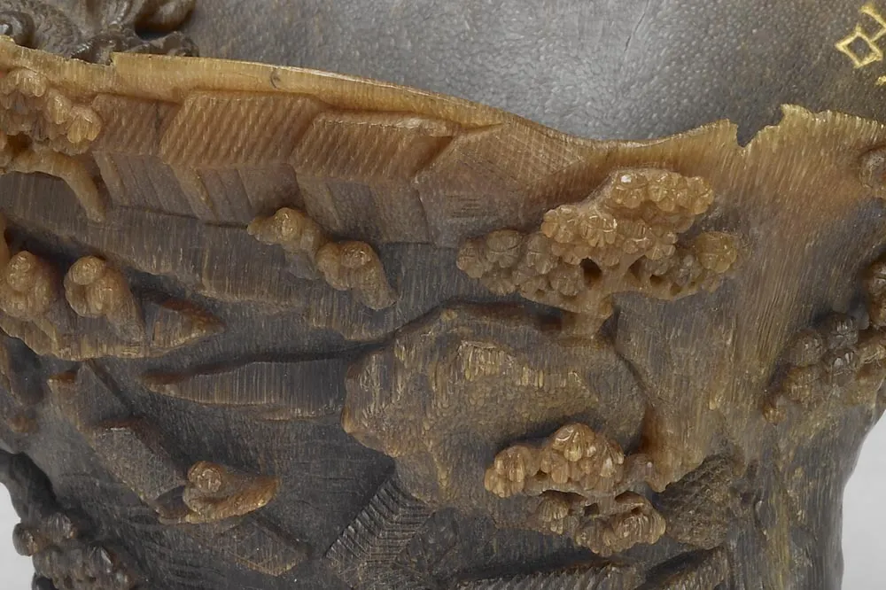 清代乾隆“犀角雕蓬瀛仙侣杯”雕刻局部 (1)