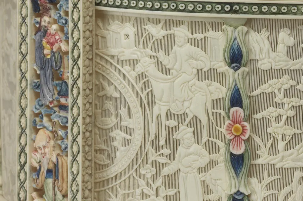 清代“象牙雕四层透花提食盒”雕刻局部 (6)