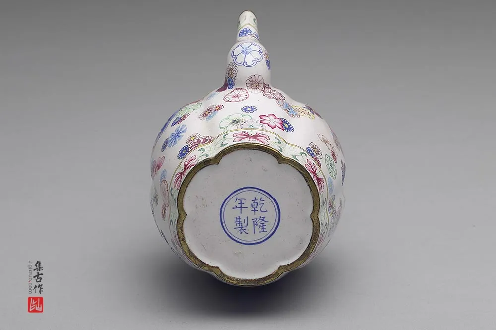 铜胎画珐琅皮球花纹提梁壶-(4)