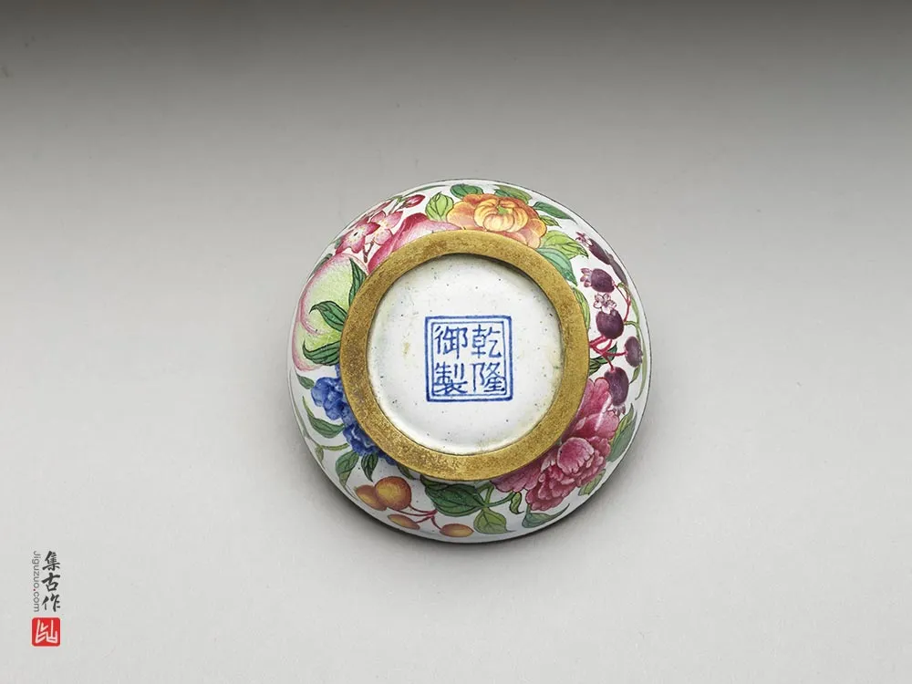 清代乾隆铜胎画珐琅三多盒-(3)