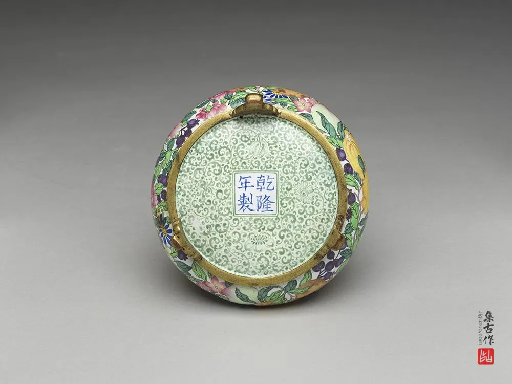 清代乾隆铜胎画珐琅三多炉-(4)
