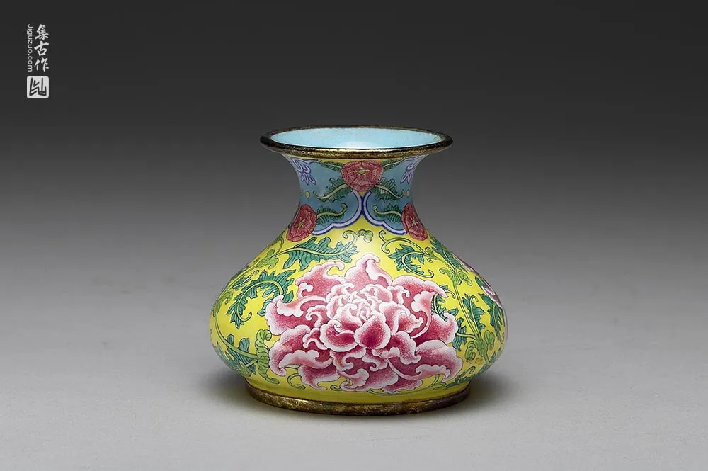 清代乾隆铜胎画珐琅石榴式瓶-(1)