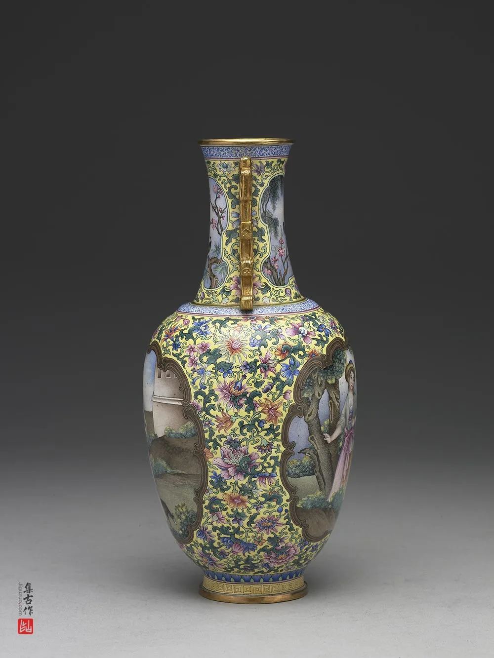 清代乾隆铜胎画珐琅西洋人物观音瓶-(3)