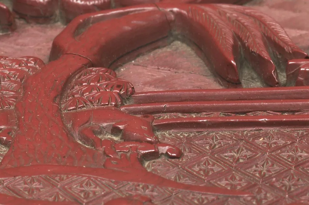 明代“剔红放鹤图圆盒”漆器局部 (4)