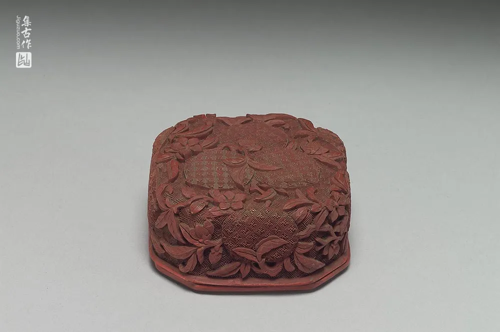 清代“剔红折枝桃八方盒”漆器-(5)