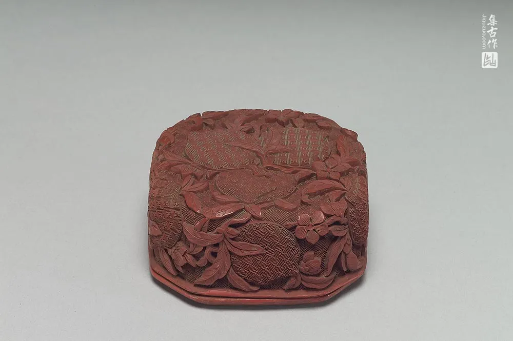 清代“剔红折枝桃八方盒”漆器-(6)