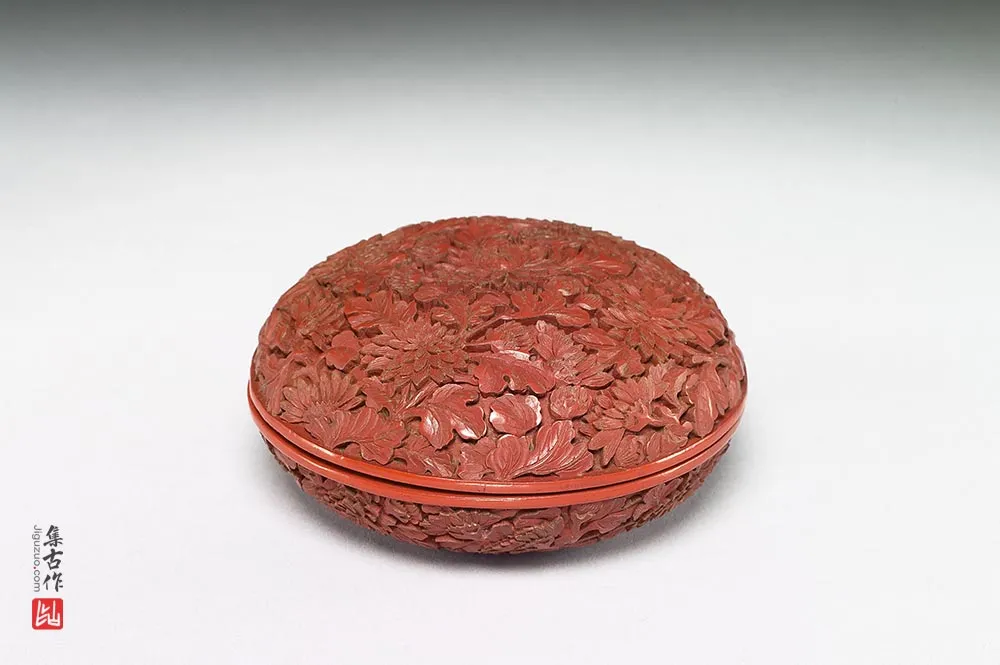 清代乾隆剔红菊花益寿圆盒-(1)