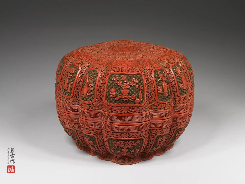 清代乾隆剔彩博古花卉盒-(1)