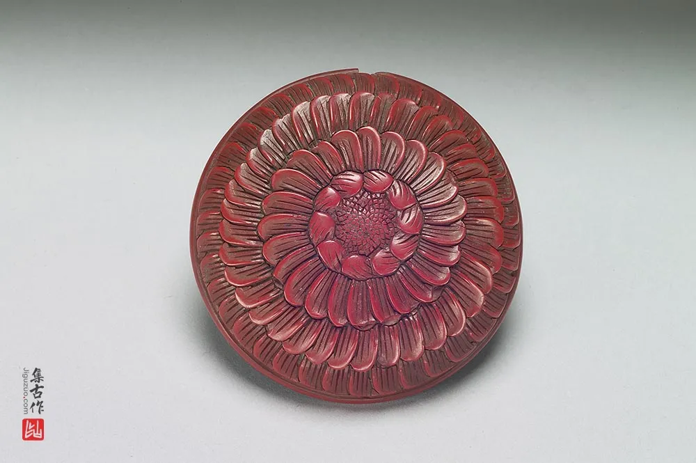 明代剔红菊花式盒-(3)