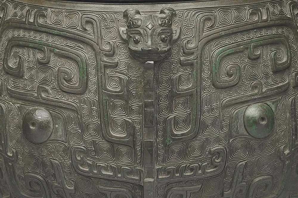 西周早期“召卣”铜器局部 (5)