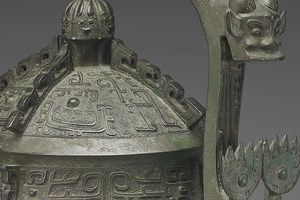 西周早期“召卣”铜器局部 (3)