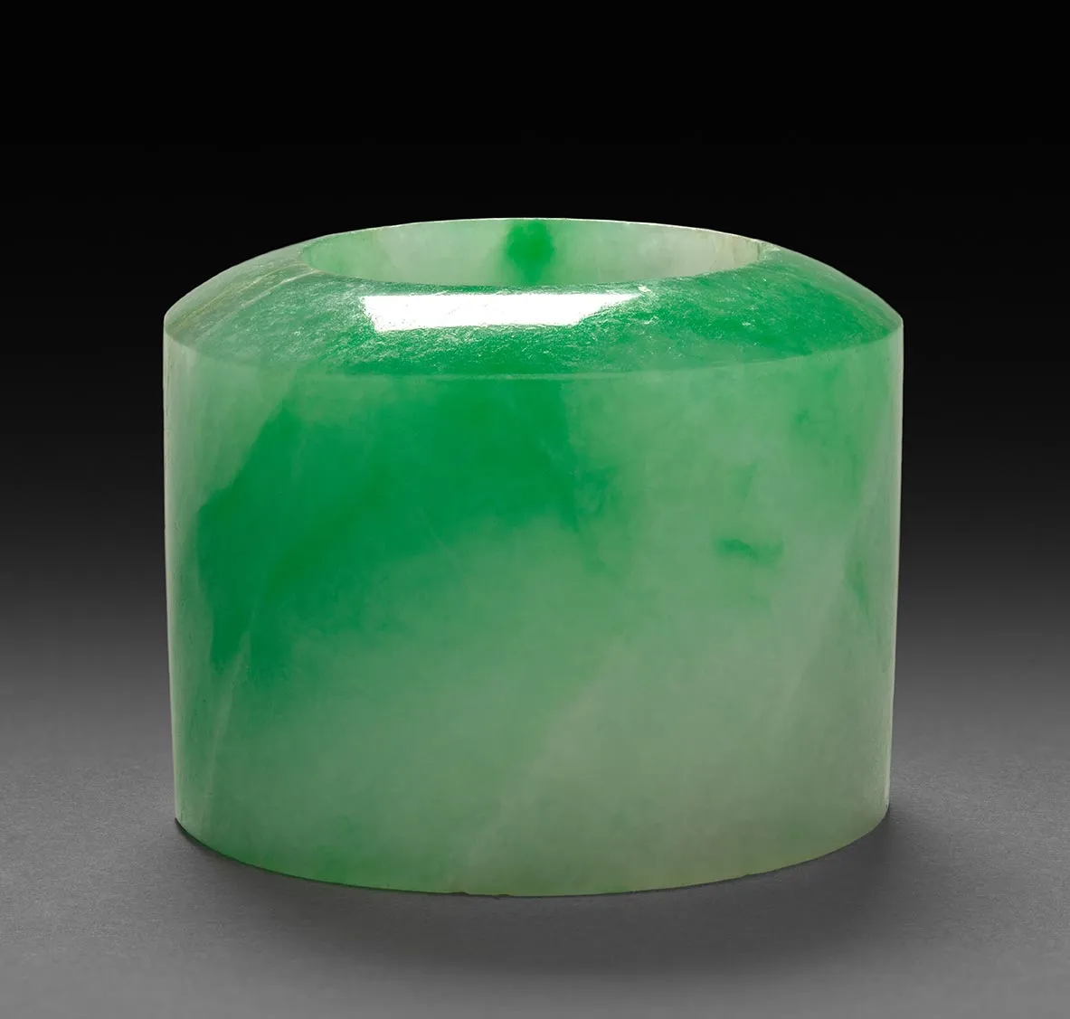 清代青白玉扳指-(1)