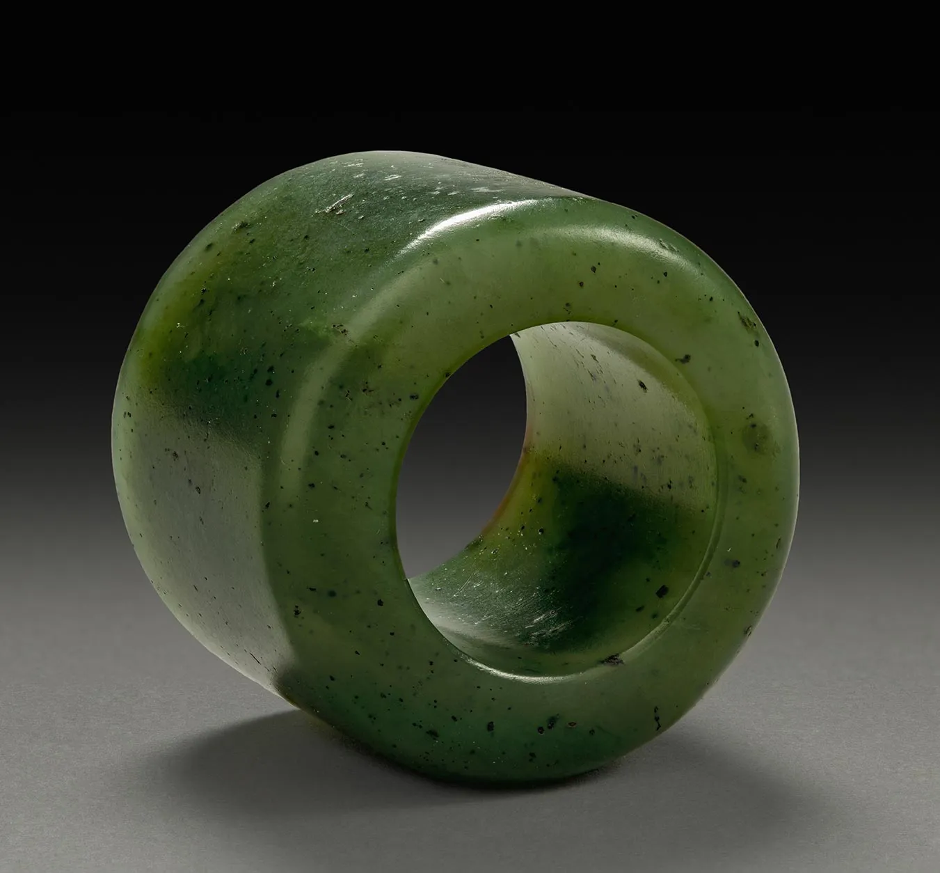 菠菜绿玉扳指-(1)