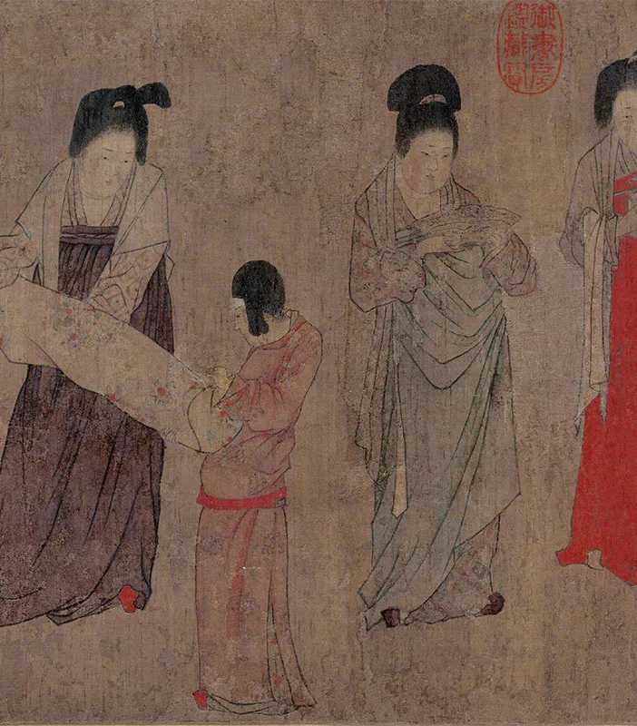 周昉《挥扇仕女图》卷_07