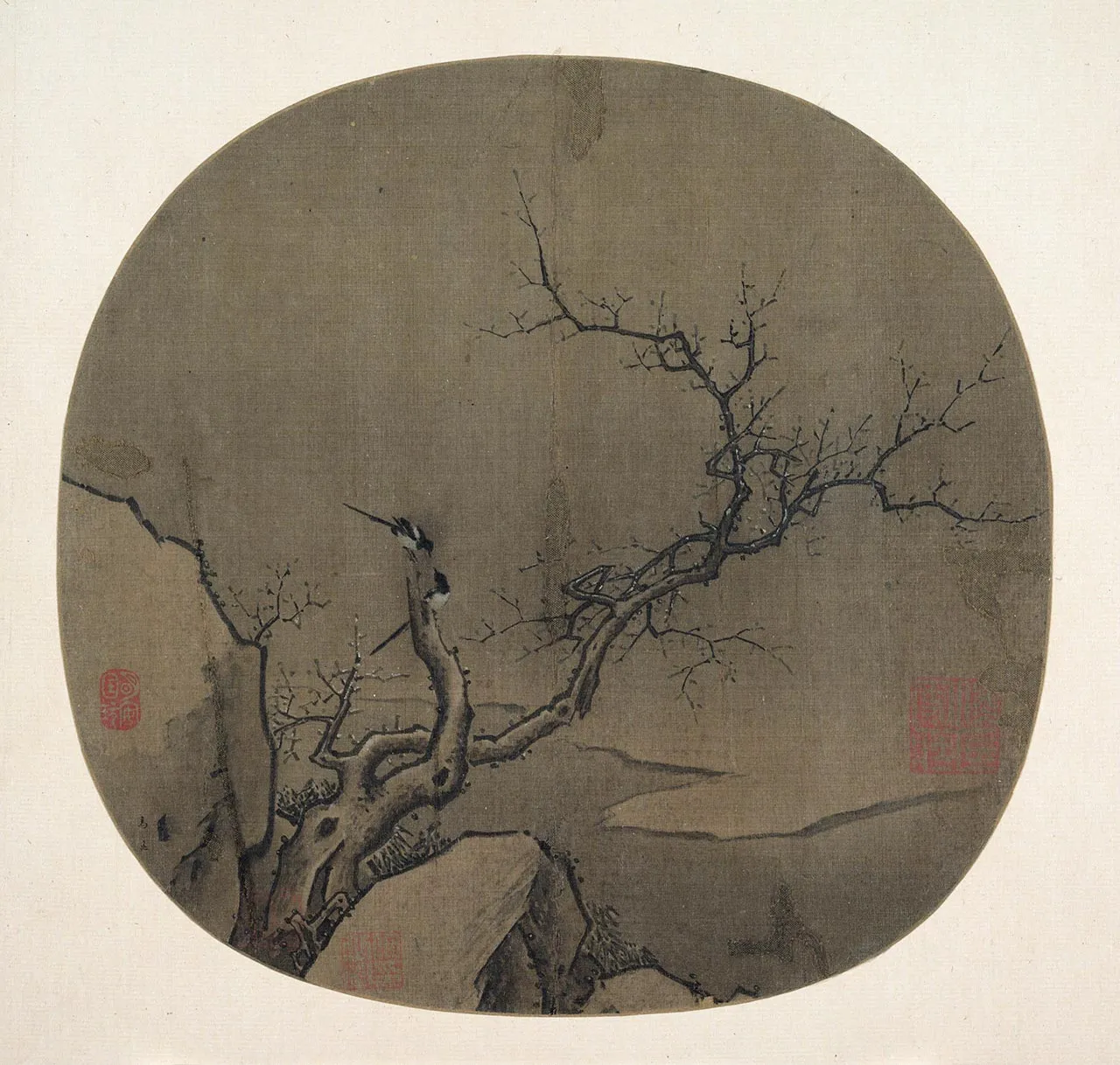 传马远《寒枝双鹊图》团扇页