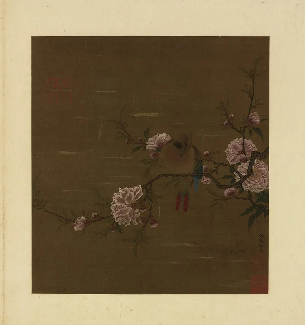 传徐熙花鸟画《碧桃雀鸟图》页
