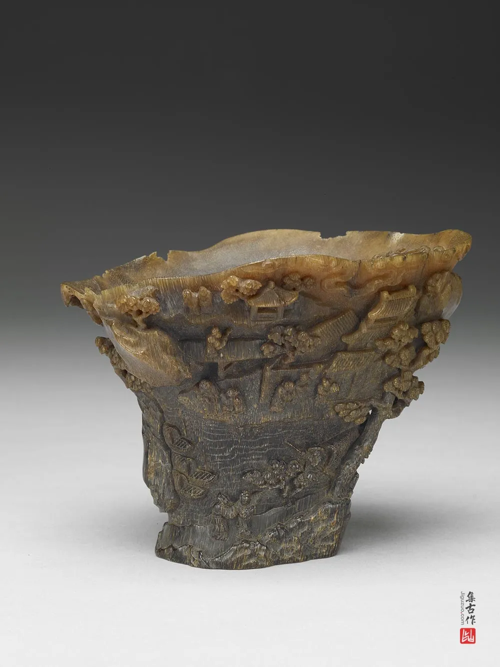 清代乾隆“犀角雕蓬瀛仙侣杯”雕刻-(4)