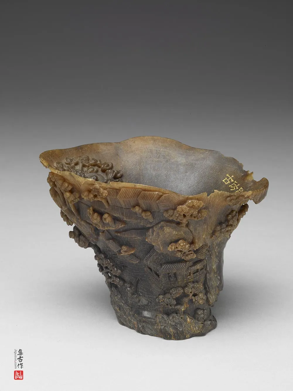 清代乾隆“犀角雕蓬瀛仙侣杯”雕刻-(1)