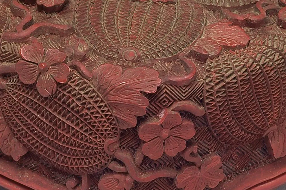 清代民国剔红漆器赏瓶Antique Chinese Hand Carved Cinnabar