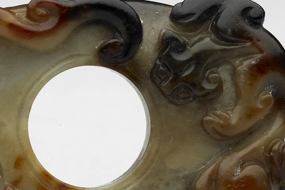 明至清代玉韘形佩- 玉器高清图片下载- 集古作网